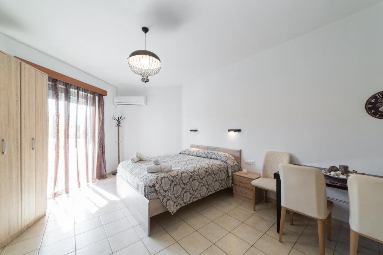 פליראקי Anelia Boutique Studios & Apartments מראה חיצוני תמונה